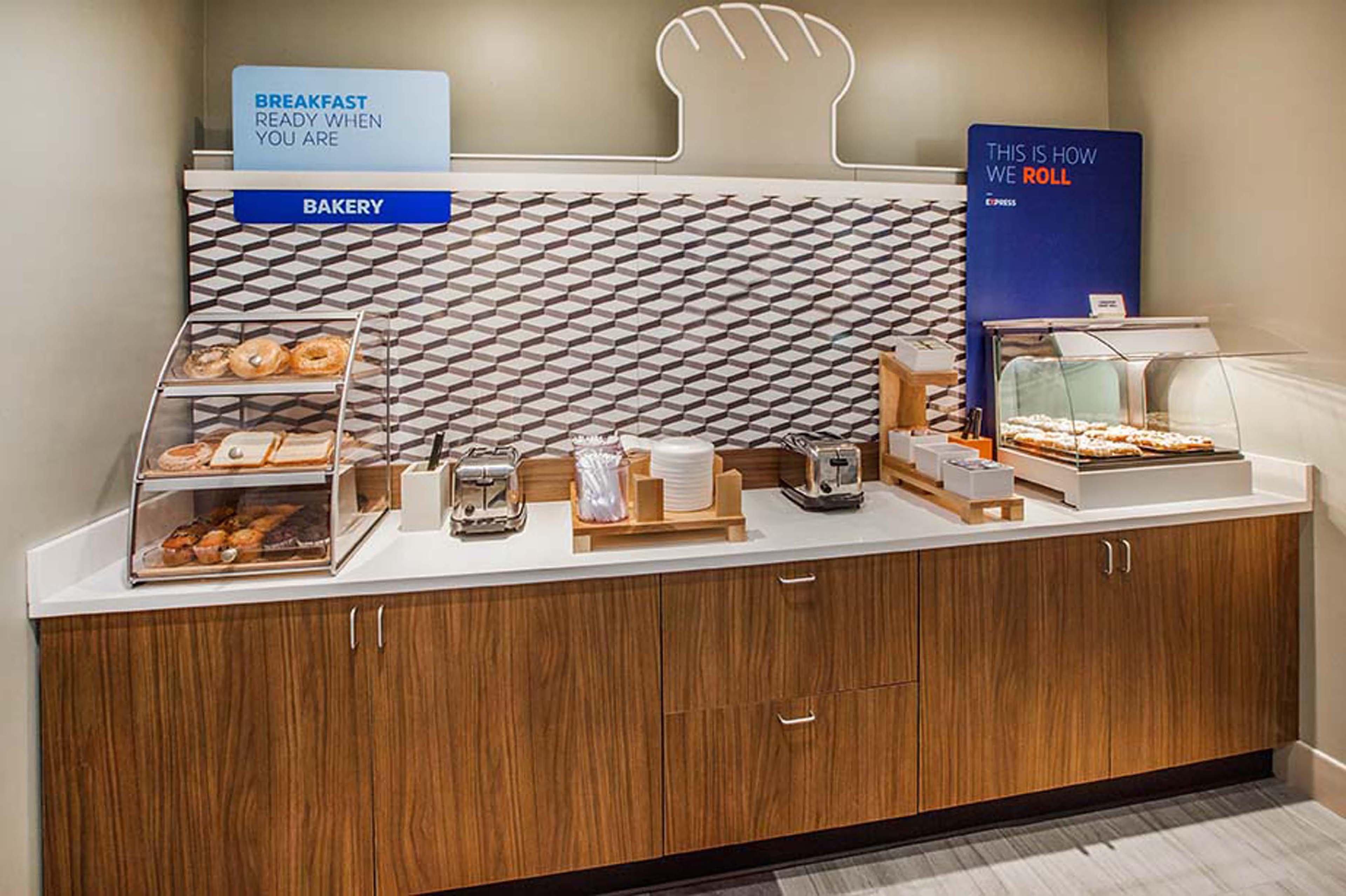 Holiday Inn Express Niles By Ihg Dış mekan fotoğraf