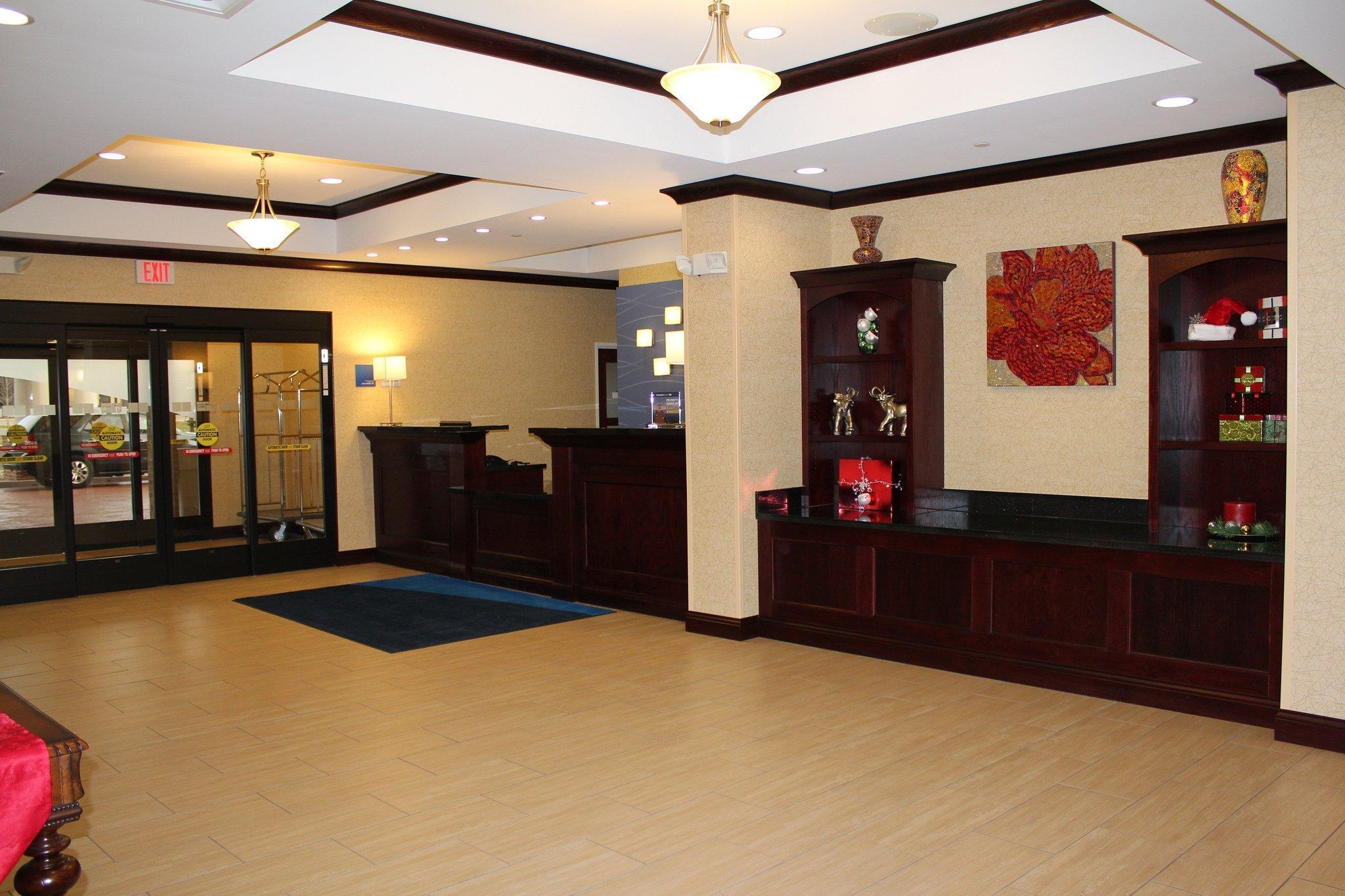 Holiday Inn Express Niles By Ihg Dış mekan fotoğraf