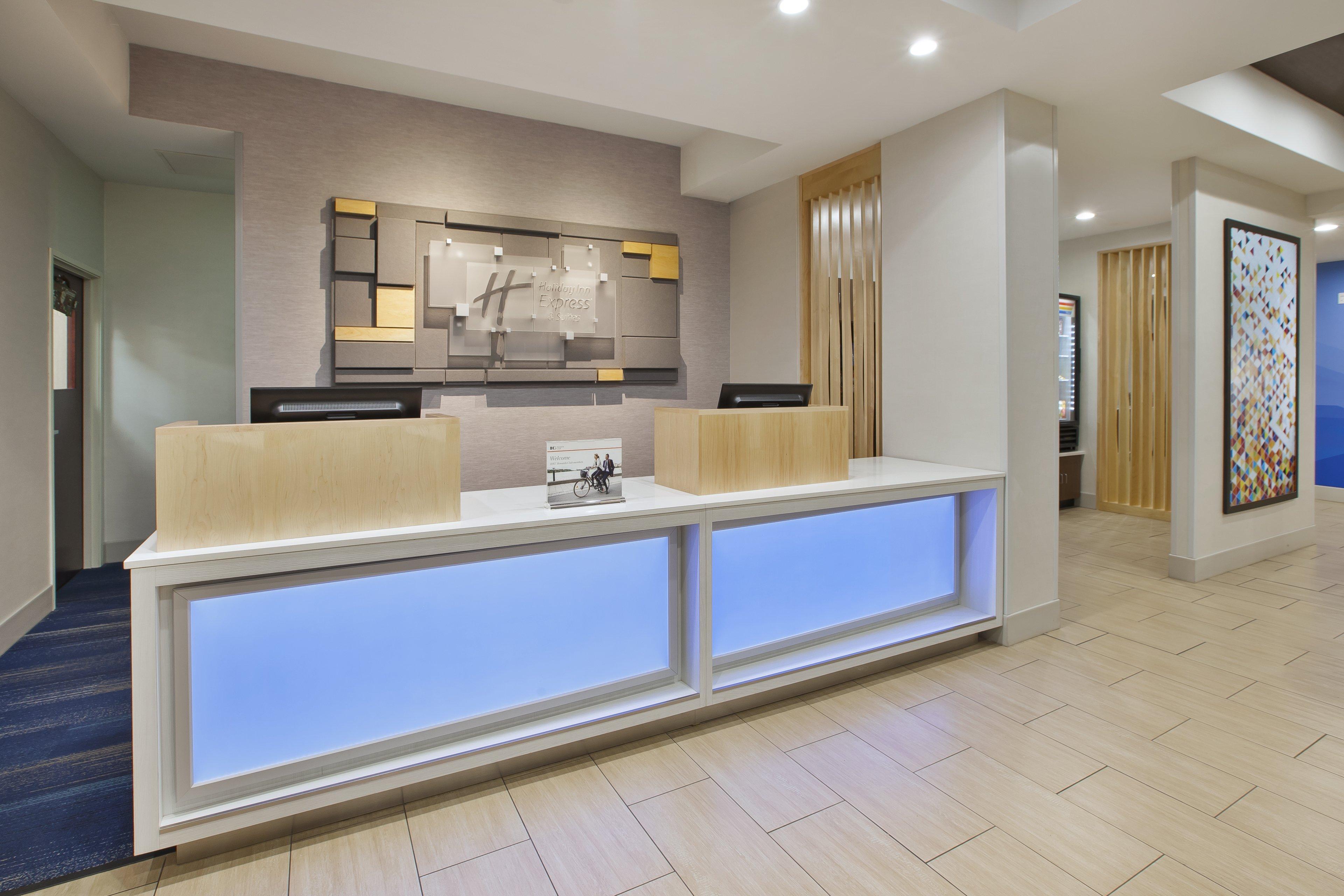 Holiday Inn Express Niles By Ihg Dış mekan fotoğraf