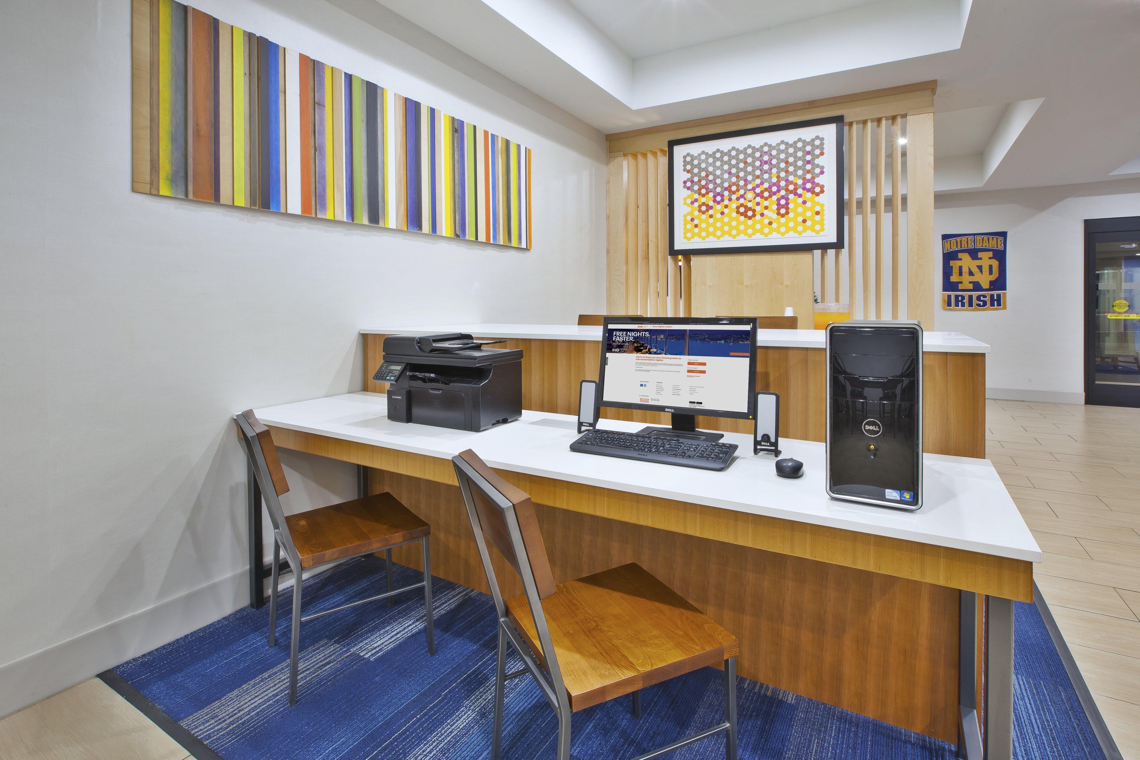 Holiday Inn Express Niles By Ihg Dış mekan fotoğraf