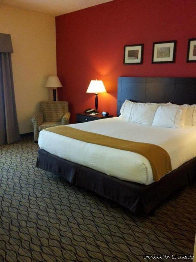 Holiday Inn Express Niles By Ihg Dış mekan fotoğraf